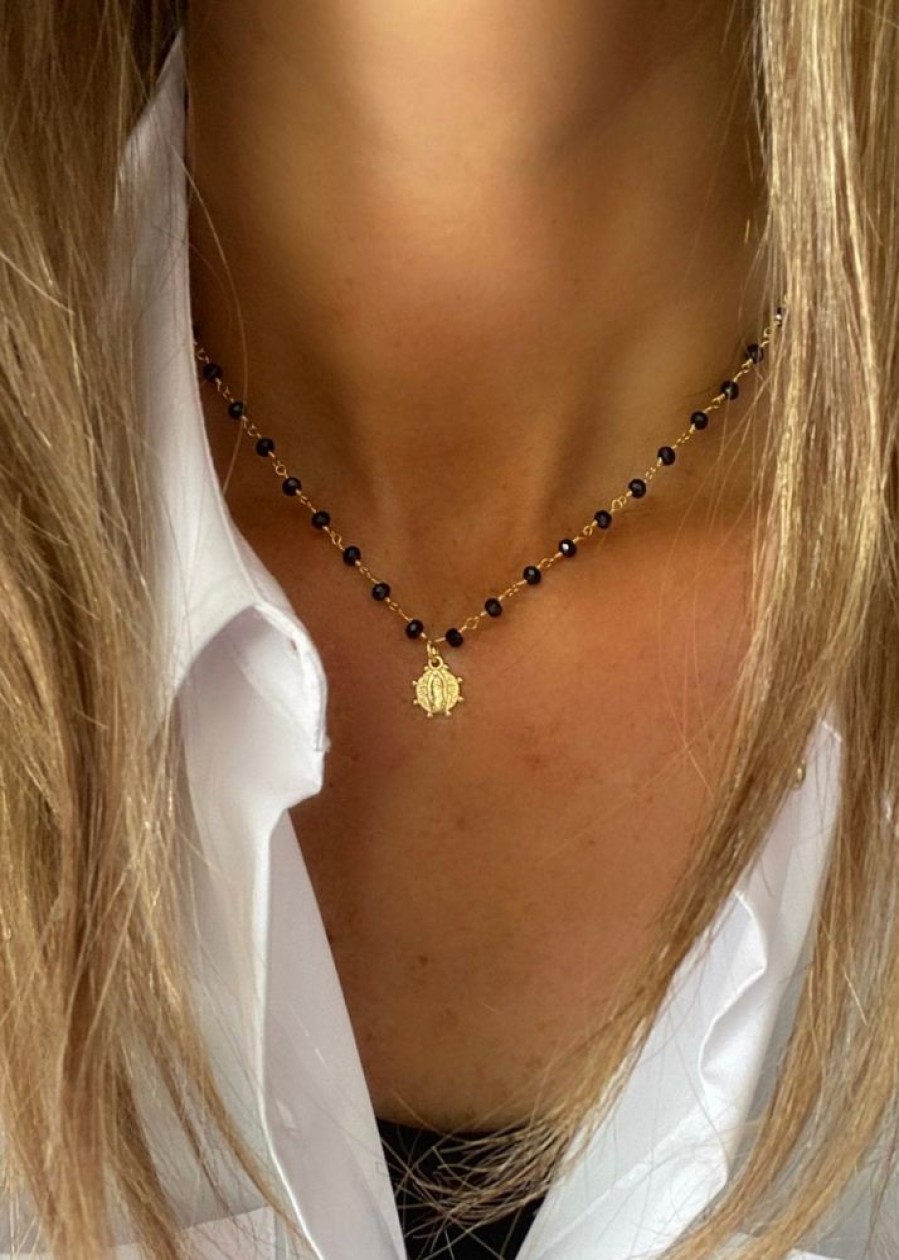 Collares Soberana | Collar Onix Virgencita Gold